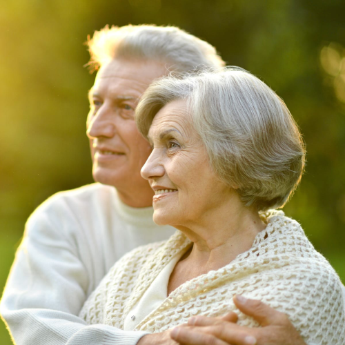 Glückliche Senioren - OMEGA Pflegeservice